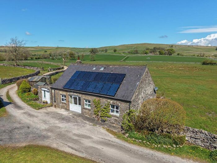 2 Bedroom Detached House For Sale In Smithymire, Orton, CA10
