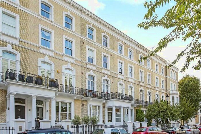 2 Bedroom Flat To Rent In Cathcart Road, London, SW10