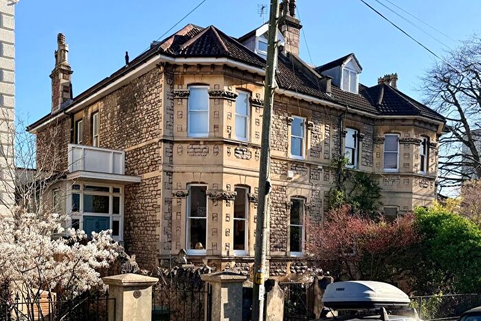 6 Bedroom Semi Detached House For Sale In Wellington Park, Clifton, Bristol, BS8