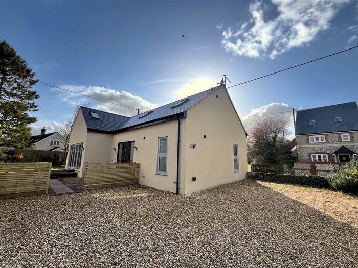 3 Bedroom Detached House To Rent In Wills Lane, Cerne Abbas, DT2