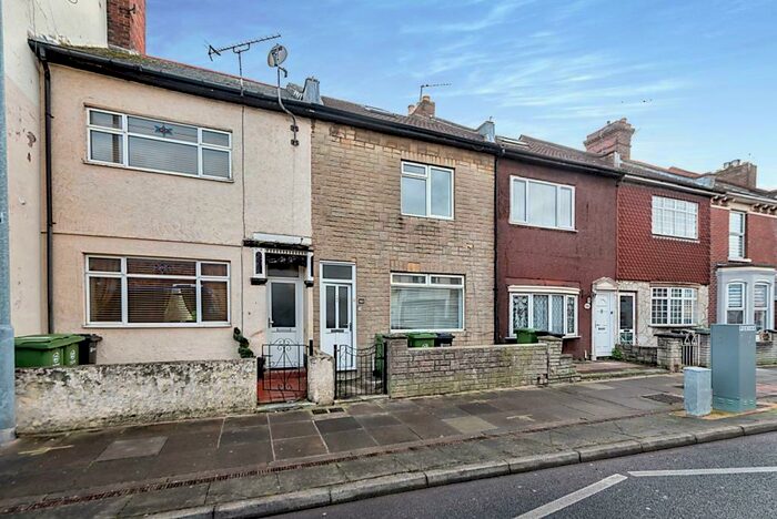 4 Bedroom Terraced House To Rent In Twyford Avenue, Portsmouth, PO2