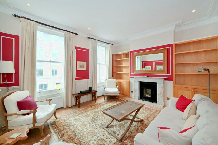 2 Bedroom Maisonette To Rent In Ifield Road, London, SW10