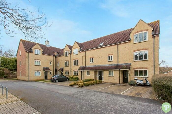 1 Bedroom Flat To Rent In Kimber Close, Wheatley, Oxford, OX33
