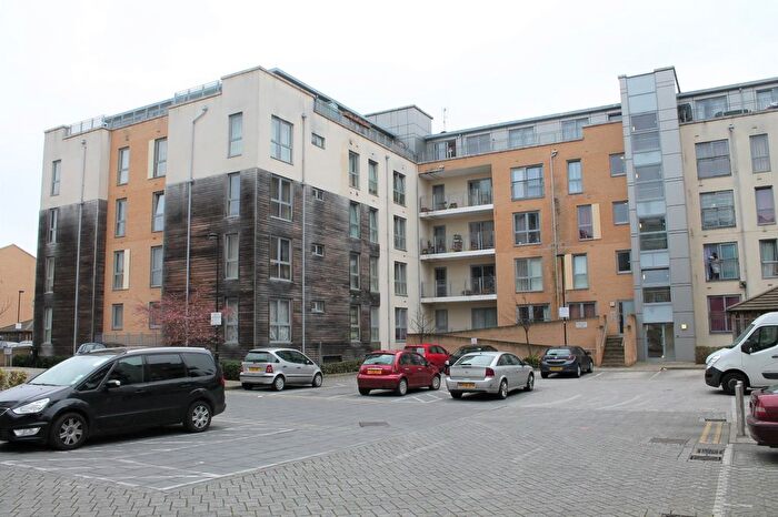 2 Bedroom Flat To Rent In Fortune Avenue, Edgware, HA8