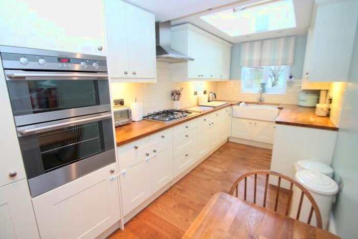 2 Bedroom Property To Rent In Bedford Road, Sidcup, DA15