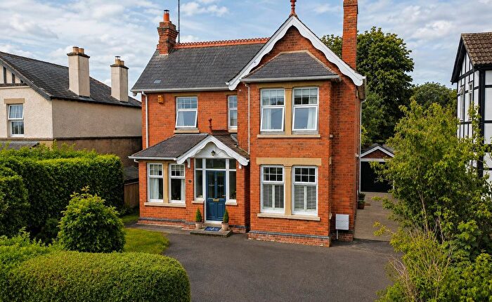 3 Bedroom Detached House For Sale In Green Lane, Hucclecote, Gloucester, GL3
