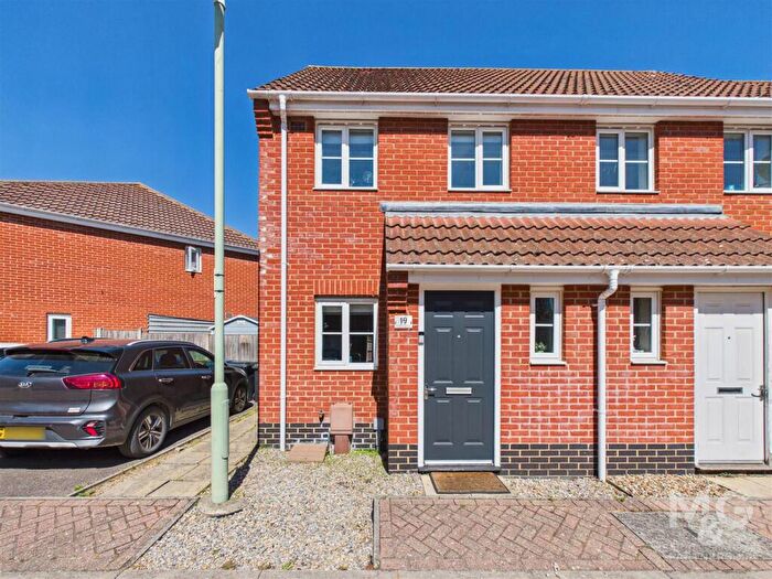 1 Bedroom End Of Terrace House For Sale In Frenesi Crescent, Bury St. Edmunds, IP32