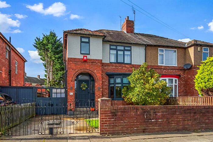 3 Bedroom Semi Detached House For Sale In Meadowfield Road, Darlington, DL3