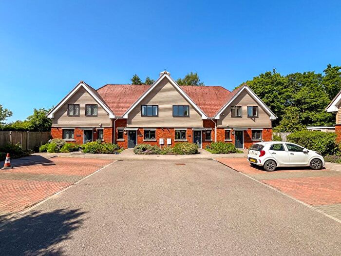 2 Bedroom Retirement Property For Sale In Kleinwort Close, Haywards Heath, RH16