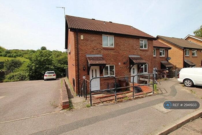 2 Bedroom End Of Terrace House To Rent In Brenzett Close, Chatham, ME5