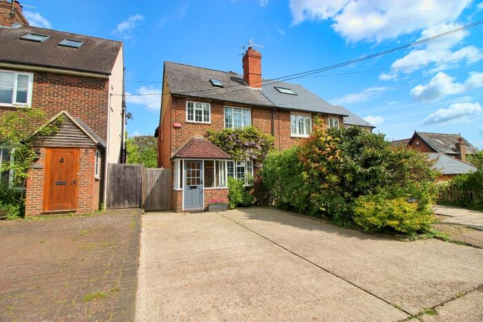 3 Bedroom Semi-Detached House For Sale In Long Mill Lane, Plaxtol, TN15