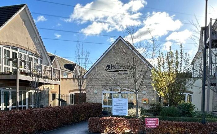 2 Bedroom Flat For Sale In Malmesbury Road, Chippenham, SN15