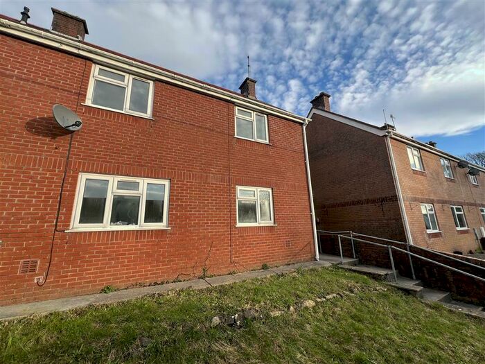 3 Bedroom House To Rent In Maes Yr Haf, Pwll, Llanelli, SA15