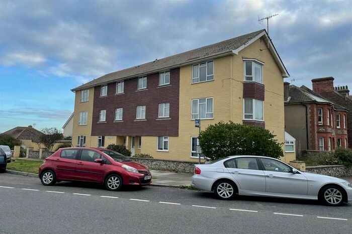 2 Bedroom Apartment To Rent In Connaught House, Connaught Road, BN25