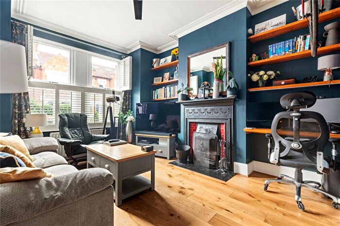 1 Bedroom Flat For Sale In Boundary Road, London, SW19