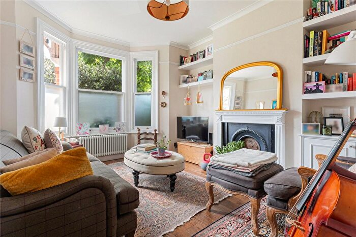 4 Bedroom Terraced House For Sale In Chasefield Road, London, SW17