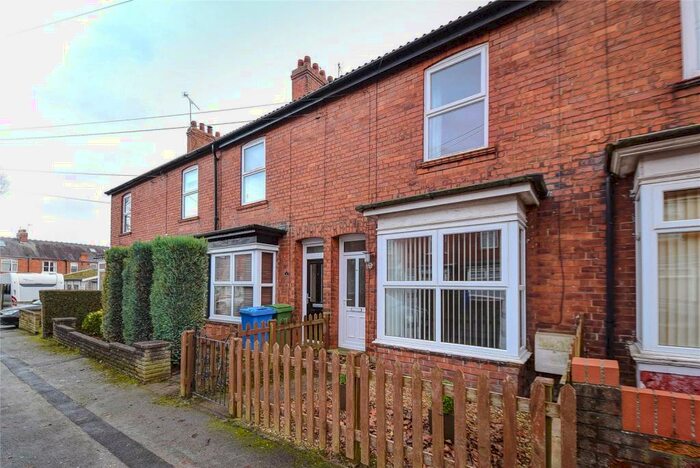 2 Bedroom Terraced House To Rent In Park Avenue, Hessle, East Yorkshire, HU13