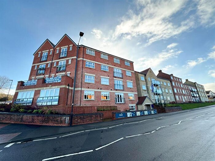 2 Bedroom Apartment For Sale In Manchester Road, Stocksbridge, S36