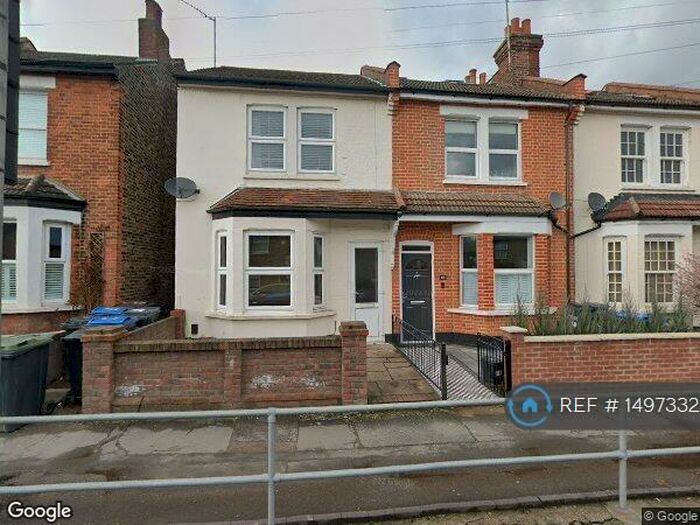 3 Bedroom Semi-Detached House To Rent In Chipstead Valley Road, Coulsdon, CR5
