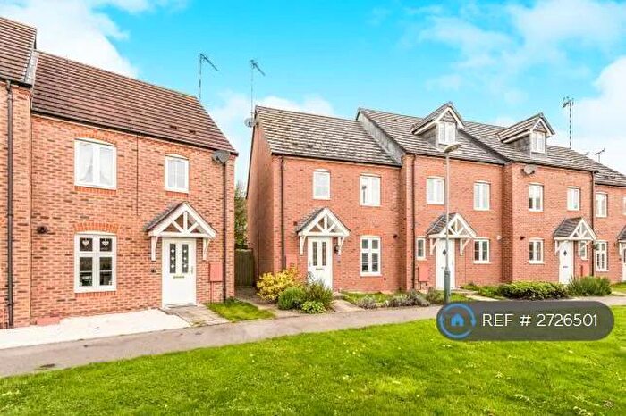 3 Bedroom End Of Terrace House To Rent In The Marish, Warwick, CV34