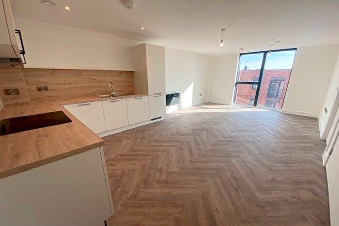 1 Bedroom Flat To Rent In Castleward Boulevard, Derby, DE1