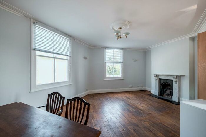 3 Bedroom Terraced House To Rent In Prebend Street London, N1