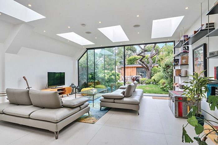 4 Bedroom Terraced House To Rent In Lysia Street, London, SW6