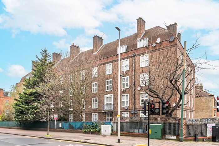 1 Bedroom Flat To Rent In Wandsworth Road, Bradfield House Wandsworth Road, SW8