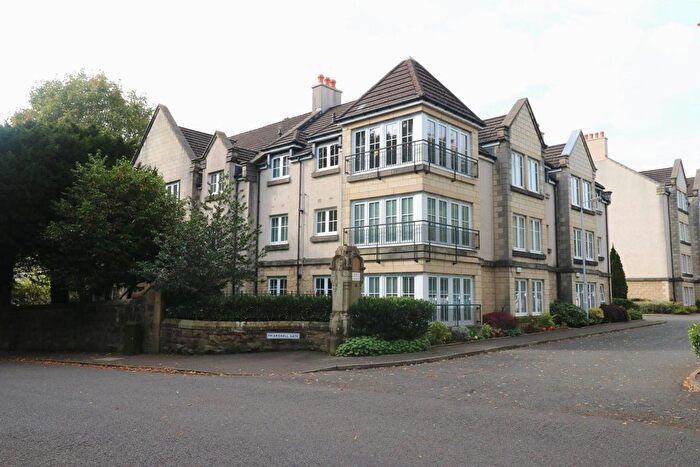 2 Bedroom Flat To Rent In Friarshall Gate, Paisley, PA2