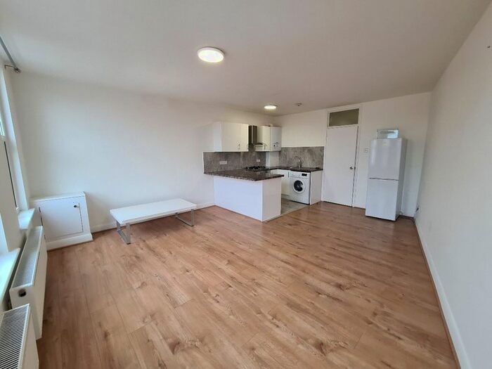 1 Bedroom Flat To Rent In Cricklewood Broadway, Cricklewood, NW2