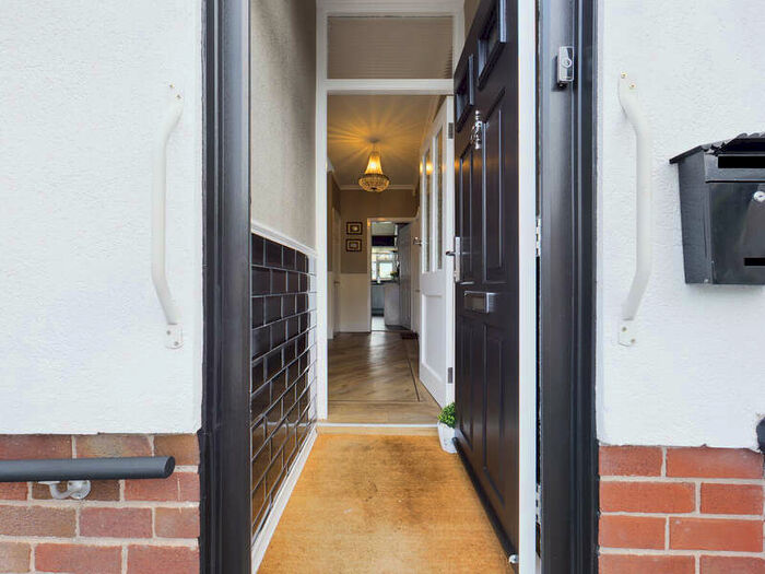 5 Bedroom Semi Detached House For Sale In Montreal Road, Lammack