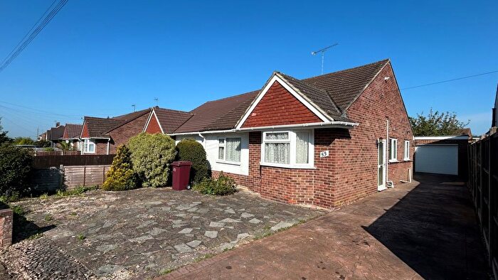 2 Bedroom Bungalow To Rent In Winton Road, Reading, Berkshire, RG2