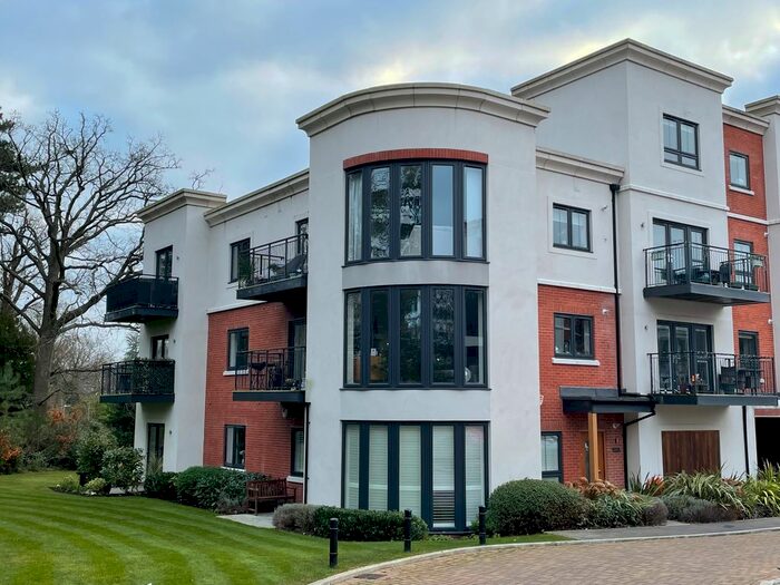 2 Bedroom Flat To Rent In London Road, Binfield, Berkshire, RG42