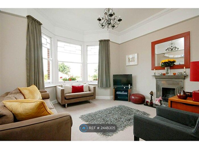 2 Bedroom Flat To Rent In Christchurch Road, London, N8