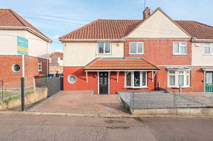 3 Bedroom Semi Detached House For Sale In Long John Hill, Norwich, NR1