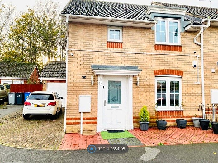 3 Bedroom End Terrace House To Rent In Abbots Way, Kettering, NN15