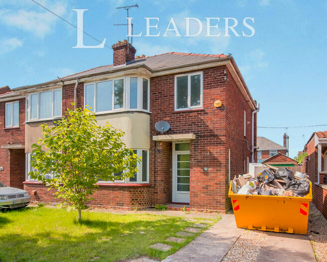 3 Bedroom Semi-Detached House To Rent In Rowley Road, PE21