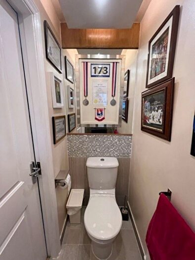 5 Bedroom Detached House For Sale In Mellors Road, Edwinstowe, NG21