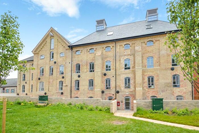 1 Bedroom Flat To Rent In Newmarket, Suffolk, CB8