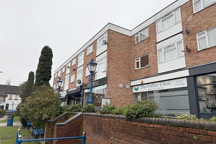 2 Bedroom Flat To Rent In Maynard Place, EN6