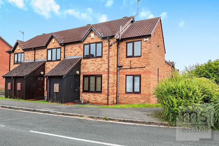 4 Bedroom End Of Terrace House For Sale In Heron Drive, Lenton, NG7