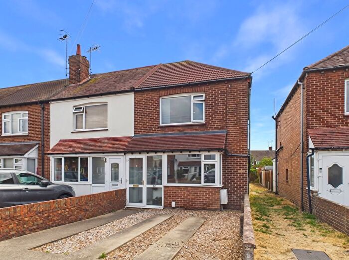 3 Bedroom End Terrace House For Sale In Ham Way, Worthing, BN11