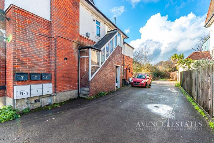 2 Bedroom Apartment For Sale In Queens Park Gardens, Bournemouth, Dorset, BH8