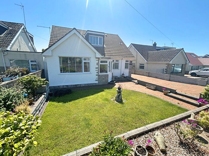 3 Bedroom Detached Bungalow For Sale In Danygraig Avenue, Porthcawl, CF36
