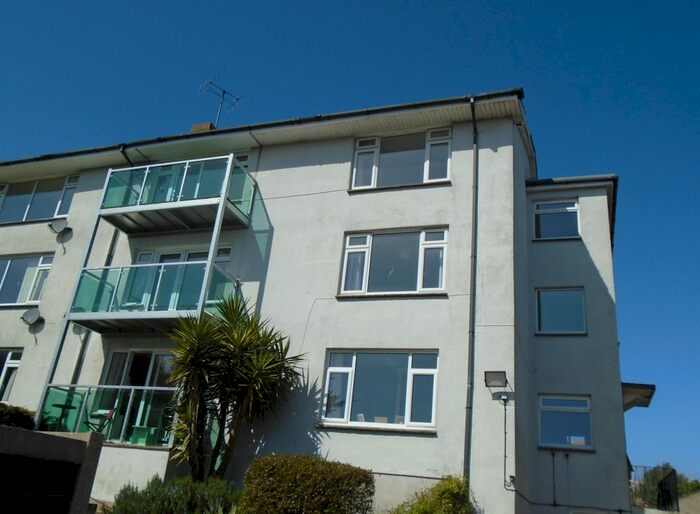 2 Bedroom Flat To Rent In Rodwell Road, Weymouth, DT4