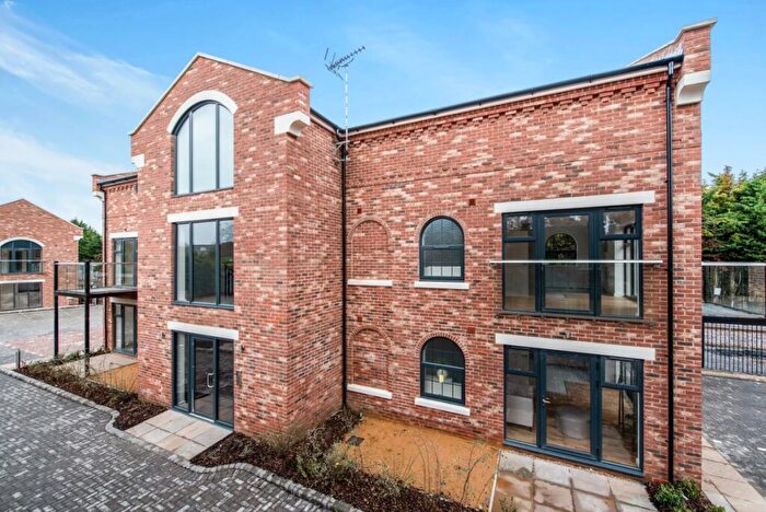 2 Bedroom Flat To Rent In Old Coal Yard Marlow, SL7