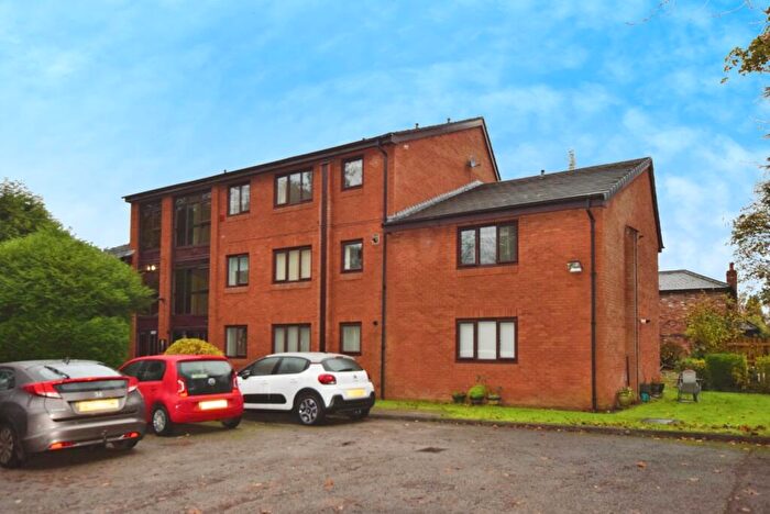 1 Bedroom Flat For Sale In Brooklands Road, Sale, Greater Manchester, M33