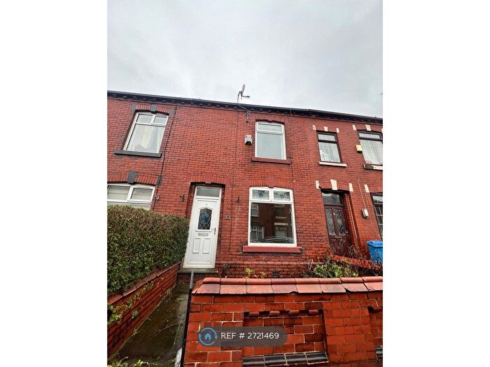 3 Bedroom Terraced House To Rent In Hebron Street, Royton, Oldham, OL2