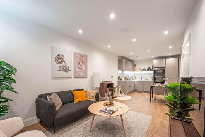 1 Bedroom Flat To Rent In Uncle Colindale, Colindale, London, NW9
