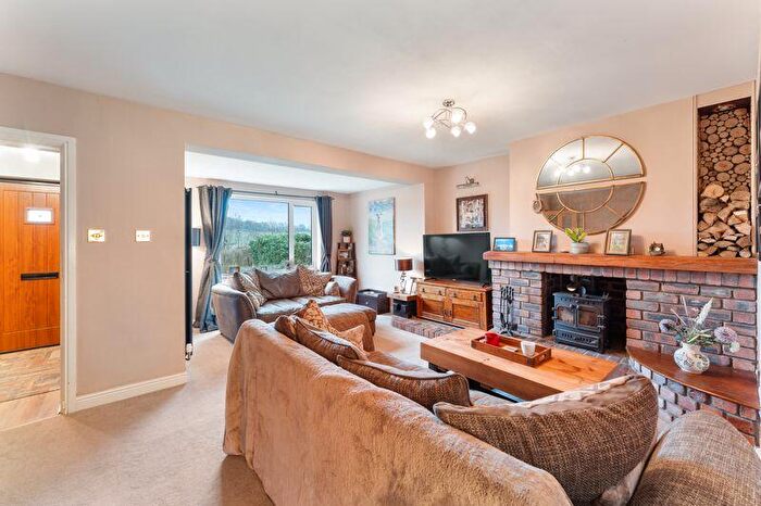 2 Bedroom Semi-Detached House For Sale In Vale Road, Marston, CW9